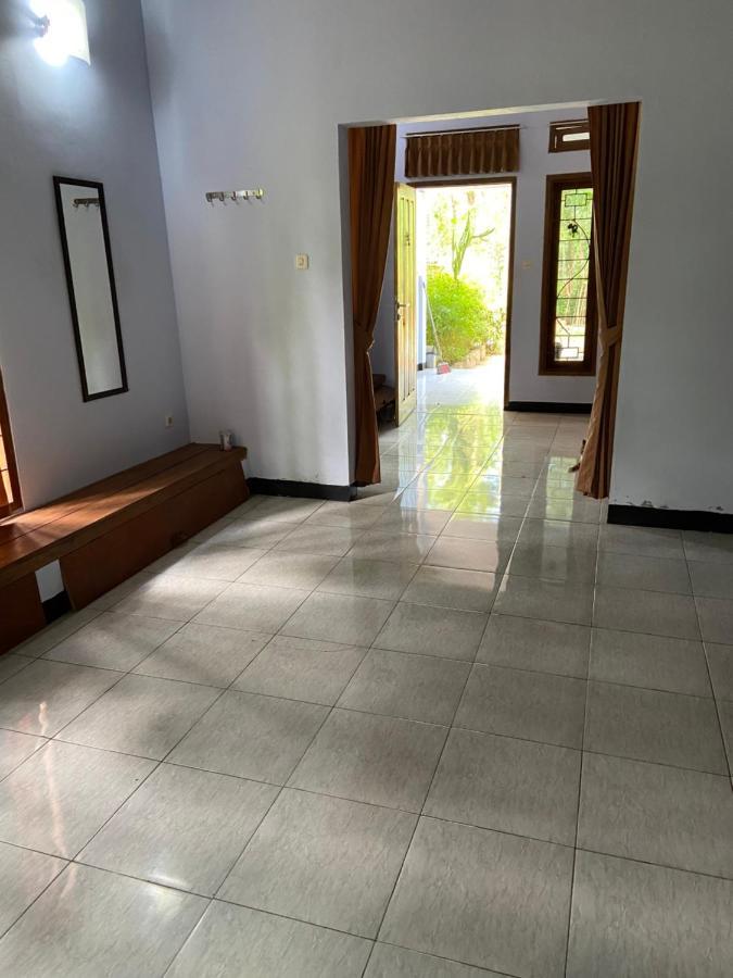 Rimba Bungalow Apartment Kuta  Exterior photo